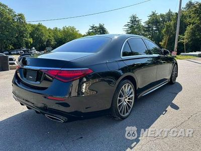 Trzecie zdjęcie samochodu z tyłu: 2022 MERCEDES-BENZ S 500 4MATIC VIN:W1K6G6DB2NA123567 - miniatura