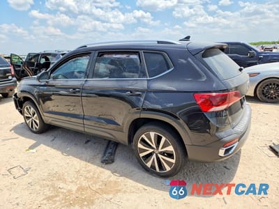Drugie zdjęcie samochodu z przodu: 2024 VOLKSWAGEN TAOS SE VIN:3VVSX7B20RM074915 - miniatura
