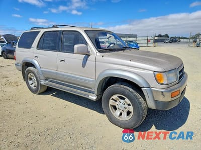 Czwarte zdjęcie samochodu z boku: 1998 TOYOTA 4RUNNER LIMITED VIN:JT3HN87R5W0189992 - miniatura