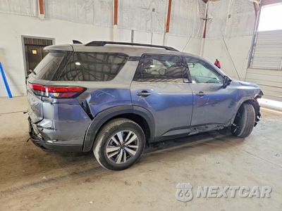 Trzecie zdjęcie samochodu z tyłu: 2026 NISSAN PATHFINDER SL VIN:5N1DR3CE5TC265494 - miniatura