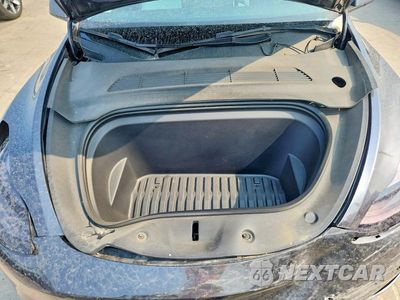 Zdjęcie 11 z 12 samochodu: 2023 TESLA MODEL Y VIN:7SAYGDEF2PF872763 - miniatura