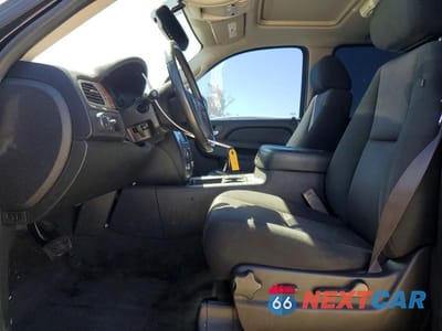 Zdjęcie 7 z 13 samochodu: 2013 GMC YUKON SLE VIN:1GKS1AE06DR275446 - miniatura