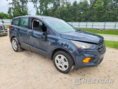 Czwarte zdjęcie samochodu z boku: 2019 FORD ESCAPE S VIN:1FMCU0F75KUB95929 - miniatura