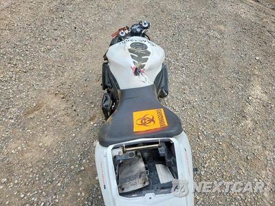 Zdjęcie 6 z 9 samochodu: 2004 YAMAHA YZFR6 L VIN:JYARJ06EX4A013549 - miniatura