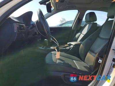 Zdjęcie 7 z 12 samochodu: 2007 BMW 328 I VIN:WBAVA37547NL11365 - miniatura