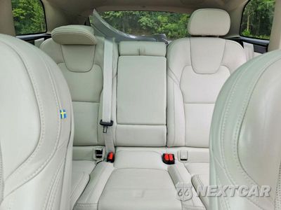 Zdjęcie 10 z 13 samochodu: 2022 VOLVO XC60 B6 INSCRIPTION VIN:2T2BZMCA0KC197413 - miniatura