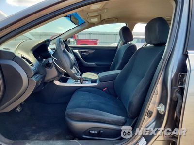 Zdjęcie 7 z 12 samochodu: 2015 NISSAN ALTIMA 2.5 S VIN:1N4AL3AP1FC137860 - miniatura