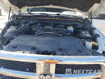 Zdjęcie 11 z 13 samochodu: 2017 RAM 2500 SLT VIN:3C6UR5DL8HG700002 - miniatura