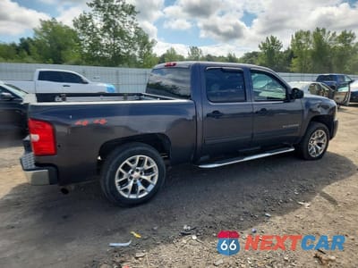 Trzecie zdjęcie samochodu z tyłu: 2010 CHEVROLET SILVERADO K1500 LS VIN:3GCRKREAXAG124250 - miniatura