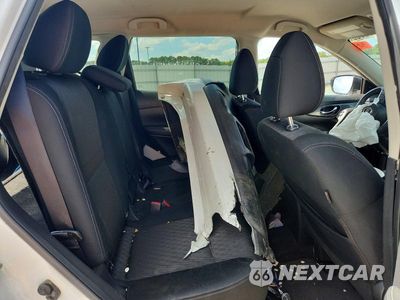 Zdjęcie 11 z 14 samochodu: 2017 NISSAN ROGUE SV VIN:KNMAT2MT8HP602983 - miniatura