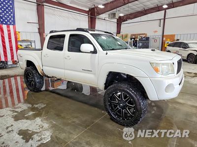 Czwarte zdjęcie samochodu z boku: 2007 TOYOTA TACOMA V6 VIN:5TELU42N47Z335631 - miniatura