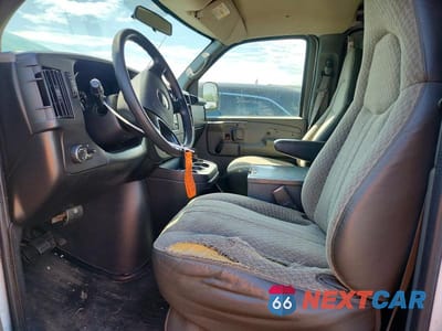 Zdjęcie 7 z 13 samochodu: 2008 CHEVROLET EXPRESS G2500 VIN:1GCGG25C381134788 - miniatura