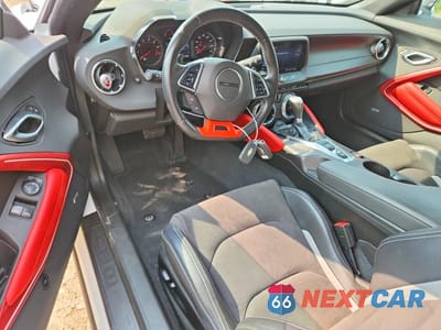 Zdjęcie 8 z 12 samochodu: 2022 CHEVROLET CAMARO LT1 VIN:1G1FF1R71N0128617 - miniatura