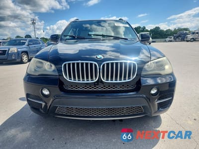 Piąte zdjęcie samochodu w środku: 2011 BMW X5 XDRIVE35D VIN:5UXZW0C59BL370215 - miniatura