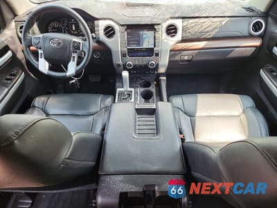 Zdjęcie 8 z 12 samochodu: 2021 TOYOTA TUNDRA DOUBLE CAB LIMITED VIN:5TFBY5F1XMX979148 - miniatura