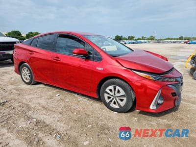 Czwarte zdjęcie samochodu z boku: 2018 TOYOTA PRIUS PRIME ADVANCED VIN:JTDKARFP1J3070542 - miniatura