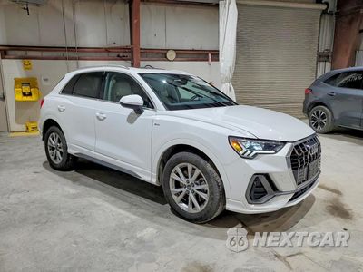 Czwarte zdjęcie samochodu z boku: 2023 AUDI Q3 PREMIUM S LINE 45 VIN:WA1DECF3XP1089841 - miniatura