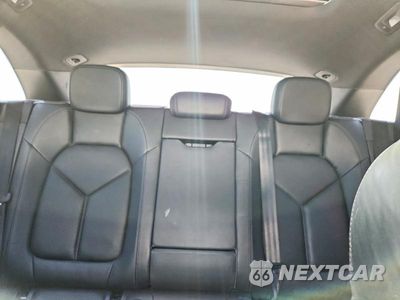 Zdjęcie 10 z 13 samochodu: 2015 PORSCHE MACAN S VIN:WP1AB2A59FLB50277 - miniatura