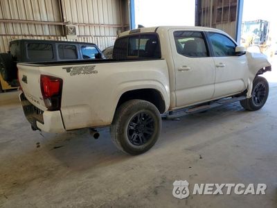 Trzecie zdjęcie samochodu z tyłu: 2019 TOYOTA TACOMA SR V6 VIN:5TFCZ5AN5KX173324 - miniatura