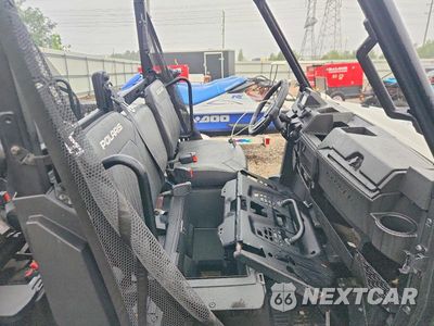 Piąte zdjęcie samochodu w środku: 2025 POLARIS RANGER 1000 UTILITY VEHICLE VIN:4XAT6E996S8716083 - miniatura