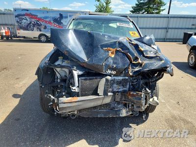 Piąte zdjęcie samochodu w środku: 2016 JEEP COMPASS LATITUDE VIN:1C4NJCEA9GD744219 - miniatura