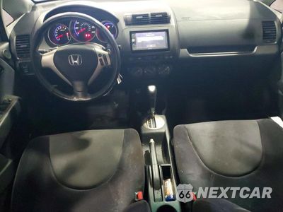 Zdjęcie 8 z 12 samochodu: 2007 HONDA FIT S VIN:JHMGD38627S000382 - miniatura