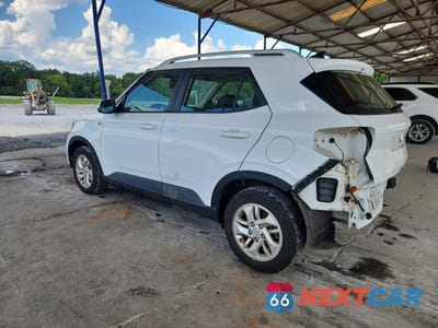 Drugie zdjęcie samochodu z przodu: 2020 HYUNDAI VENUE SEL VIN:KMHRC8A30LU043610 - miniatura