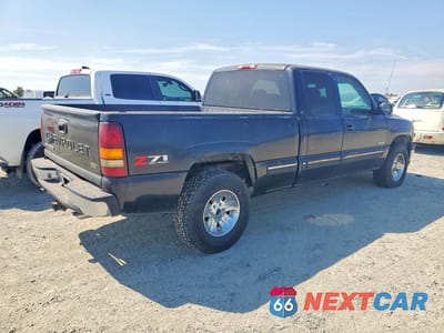 Trzecie zdjęcie samochodu z tyłu: 2002 CHEVROLET SILVERADO K1500 VIN:1GCEK19T52Z145083 - miniatura