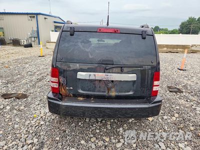 Zdjęcie 6 z 13 samochodu: 2011 JEEP LIBERTY SPORT VIN:1J4PN2GKXBW558225 - miniatura