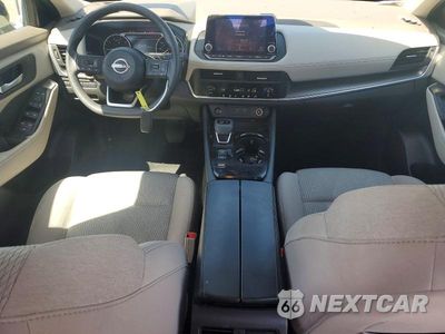 Zdjęcie 8 z 13 samochodu: 2024 NISSAN ROGUE SV VIN:5N1BT3BA5RC671422 - miniatura