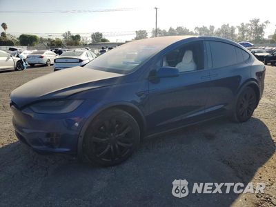 2017 TESLA MODEL X 5YJXCBE47HF034611 - główne zdjęcie licytacji z USA - miniatura