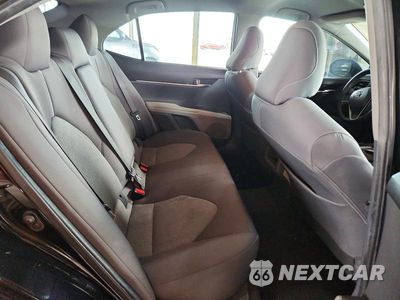 Zdjęcie 10 z 13 samochodu: 2022 TOYOTA CAMRY LE VIN:4T1C11AK9NU661554 - miniatura