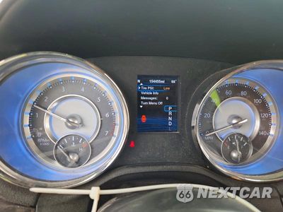 Zdjęcie 9 z 12 samochodu: 2014 CHRYSLER 300C VIN:2C3CCAEG1EH161903 - miniatura