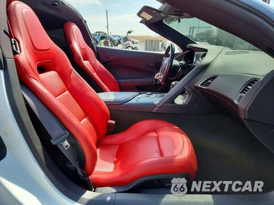 Zdjęcie 10 z 12 samochodu: 2015 CHEVROLET CORVETTE STINGRAY 1LT VIN:1G1YB2D78F5116552 - miniatura