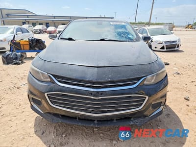 Piąte zdjęcie samochodu w środku: 2018 CHEVROLET MALIBU LT VIN:1G1ZD5ST5JF130430 - miniatura