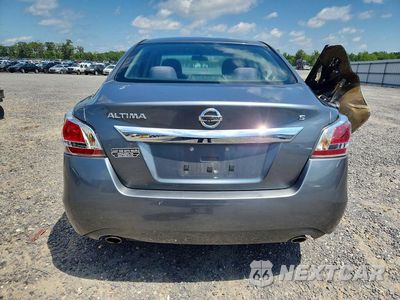 Zdjęcie 6 z 12 samochodu: 2015 NISSAN ALTIMA 2.5 S VIN:1N4AL3AP1FC137860 - miniatura