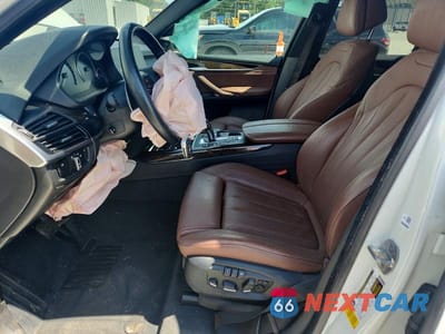 Zdjęcie 7 z 13 samochodu: 2017 BMW X5 SDRIVE35I VIN:5UXKR2C37H0X04240 - miniatura