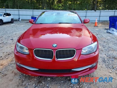 Piąte zdjęcie samochodu w środku: 2013 BMW 335 I VIN:WBADX7C54DJ590262 - miniatura
