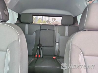 Zdjęcie 10 z 13 samochodu: 2026 CHEVROLET BLAZER 2LT VIN:3GNKBCR42TS165952 - miniatura