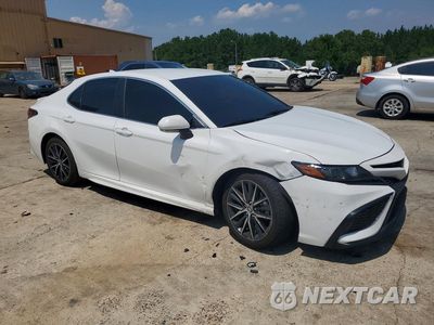 Czwarte zdjęcie samochodu z boku: 2024 TOYOTA CAMRY SE VIN:4T1G11AK9RU910409 - miniatura