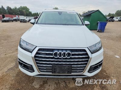 Piąte zdjęcie samochodu w środku: 2019 AUDI Q7 PREMIUM PLUS VIN:WA1LHAF78KD026478 - miniatura