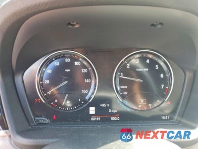 Zdjęcie 9 z 13 samochodu: 2021 BMW X1 XDRIVE28I VIN:WBXJG9C04M3M74430 - miniatura