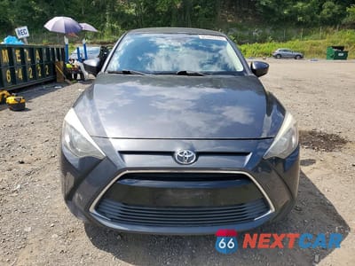 Piąte zdjęcie samochodu w środku: 2017 TOYOTA YARIS VIN:3MYDLBYVXHY184984 - miniatura