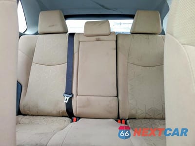 Zdjęcie 10 z 13 samochodu: 2021 TOYOTA RAV4 XLE VIN:JTMRWRFV5MD120808 - miniatura