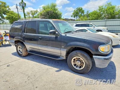 Czwarte zdjęcie samochodu z boku: 2000 MERCURY MOUNTAINEER VIN:4M2ZU66P9YUJ20798 - miniatura
