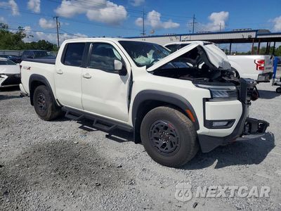 Czwarte zdjęcie samochodu z boku: 2025 NISSAN FRONTIER PRO-X VIN:1N6ED1EJ1SN603219 - miniatura