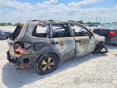 Trzecie zdjęcie samochodu z tyłu: 2015 SUBARU FORESTER 2.5I PREMIUM VIN:JF2SJADC0FH542226 - miniatura