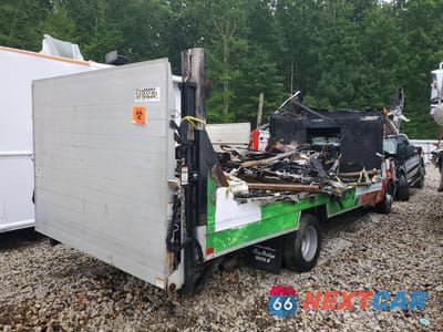 Trzecie zdjęcie samochodu z tyłu: 2021 CHEVROLET EXPRESS G3500 VIN:1HA3GTC74MN005225 - miniatura