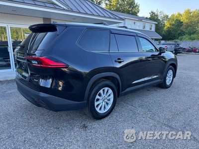 Czwarte zdjęcie samochodu z boku: 2024 TOYOTA GRAND HIGHLANDER HYBRID XLE VIN:5TDACAB5XRS005369 - miniatura