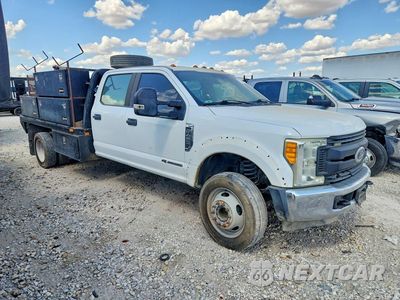 Czwarte zdjęcie samochodu z boku: 2017 FORD F450 SUPER DUTY VIN:1FD0W4GT0HEB81360 - miniatura